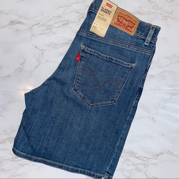 Levis global classic shorts - Picture 2 of 9